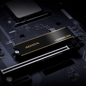 Dysk SSD ADATA Legend 900 512GB M.2 2280 PCI-E x4 Gen4 NVMe (SLEG-900-512GCS)