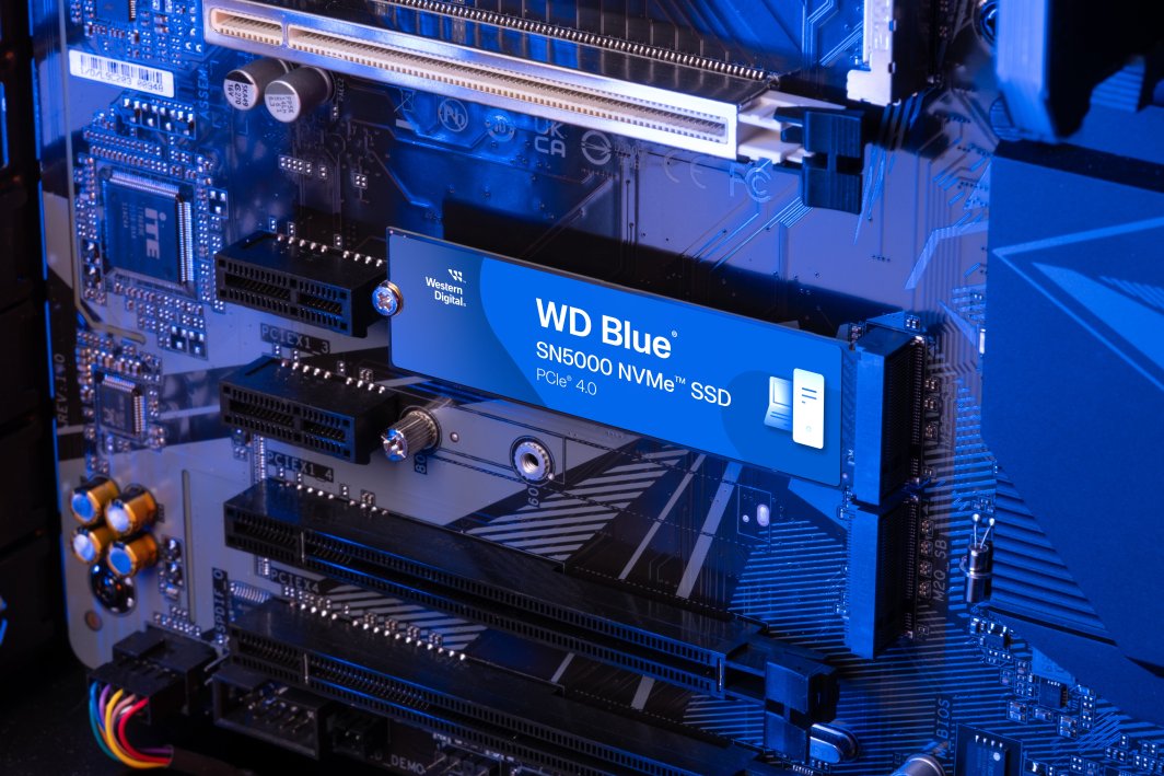 Dysk SSD SanDisk Blue SN5000 500GB M.2 2280 PCI-E x4 Gen4 NVMe (WDS500G4B0E)