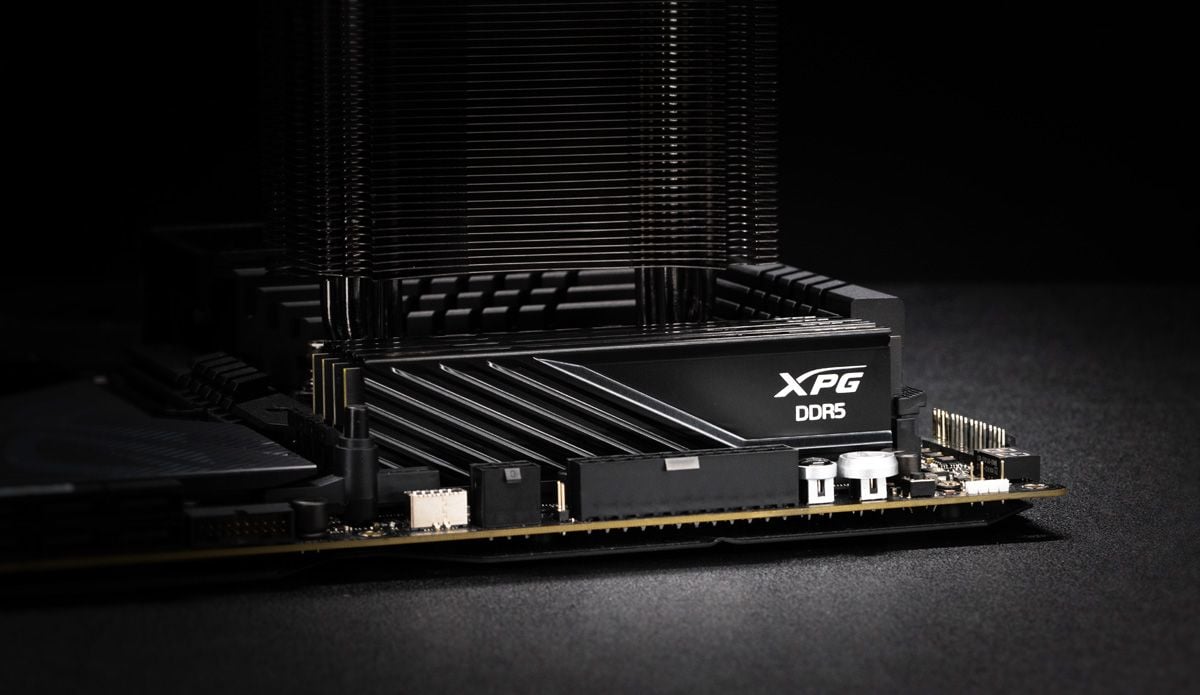 Pamięć ADATA XPG Lancer Blade, DDR5, 32 GB, 6000MHz, CL30 (AX5U6000C3016G-DTLABBK)