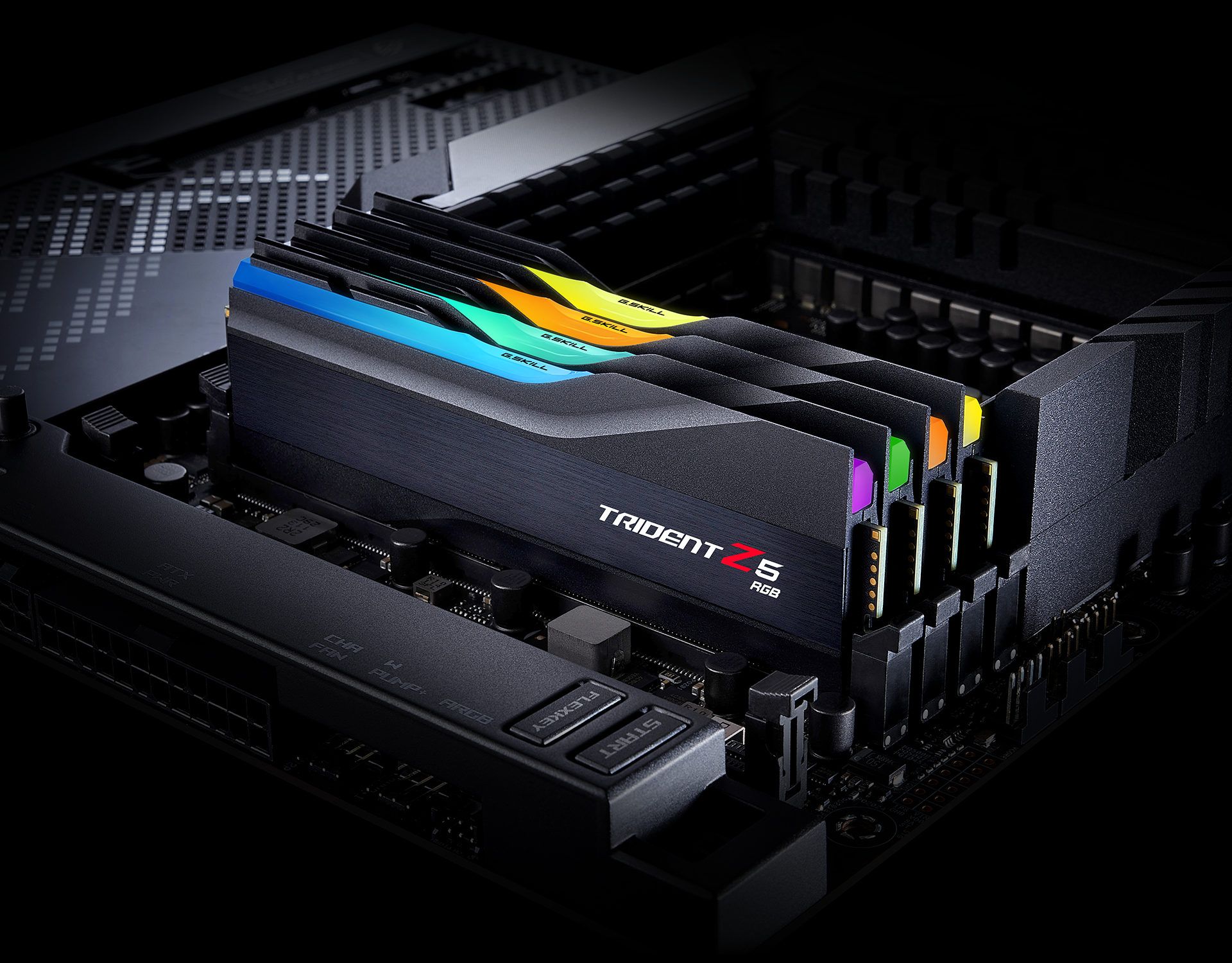 Pamięć G.Skill Trident Z5 RGB, DDR5, 32 GB, 6000MHz, CL30 (F5-6000J3040F16GX2-TZ5RS)