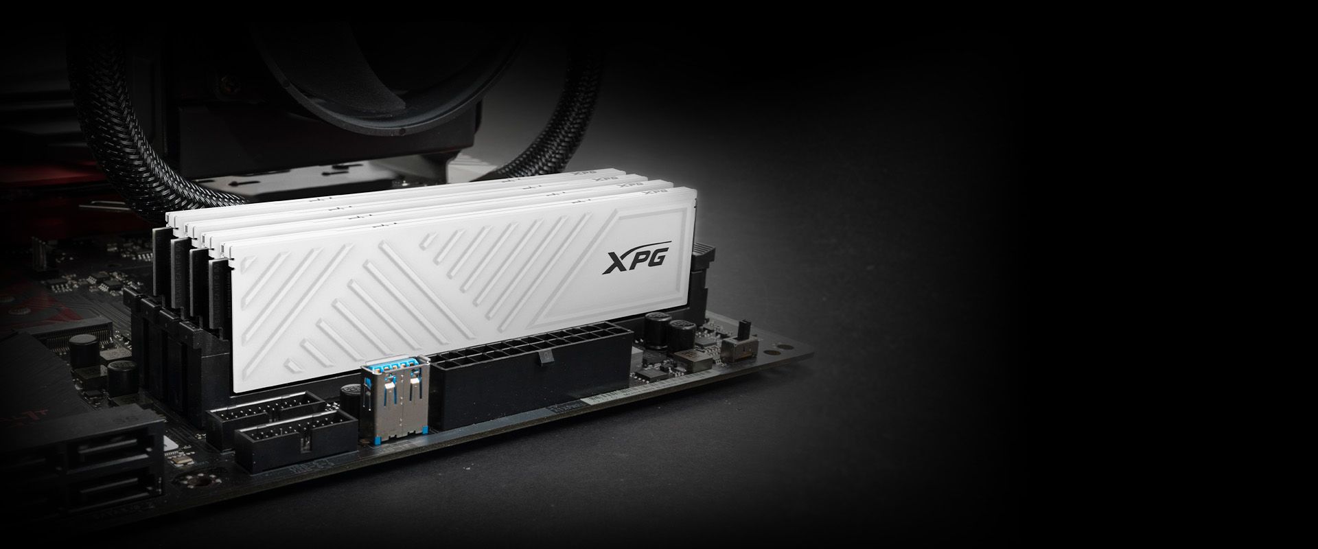 Pamięć ADATA XPG Gammix D35, DDR4, 16 GB, 3600MHz, CL18 (AX4U36008G18I-DTBKD35)