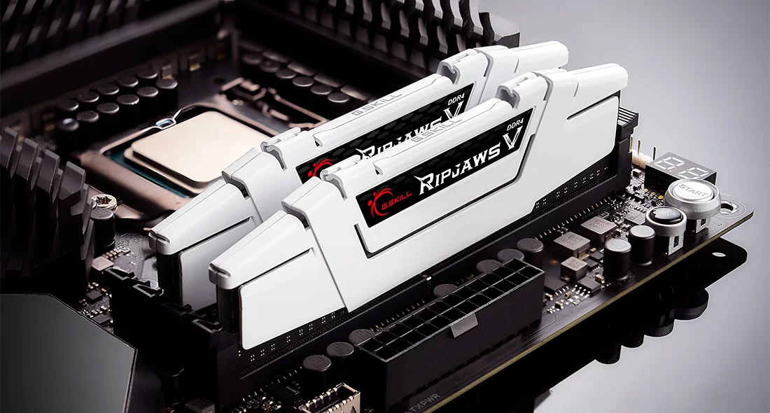 Pamięć G.Skill Ripjaws V, DDR4, 32 GB, 3600MHz, CL18 (F4-3600C18D-32GVW)