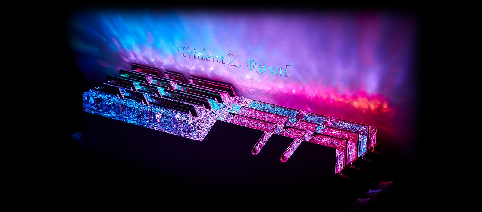 Pamięć G.Skill Trident Z Royal, DDR4, 64 GB, 3200MHz, CL16 (F4-3200C16Q-64GTRS)